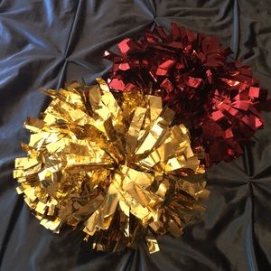 Cheer poms
